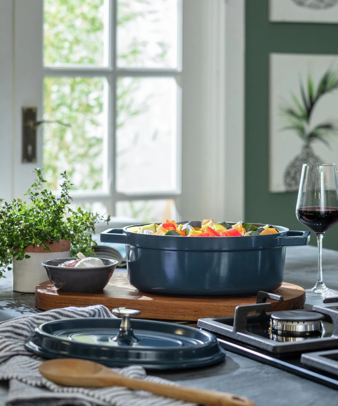 Habitat 3.6 Litre Cast Aluminium Casserole Dish - Blue - Image 2