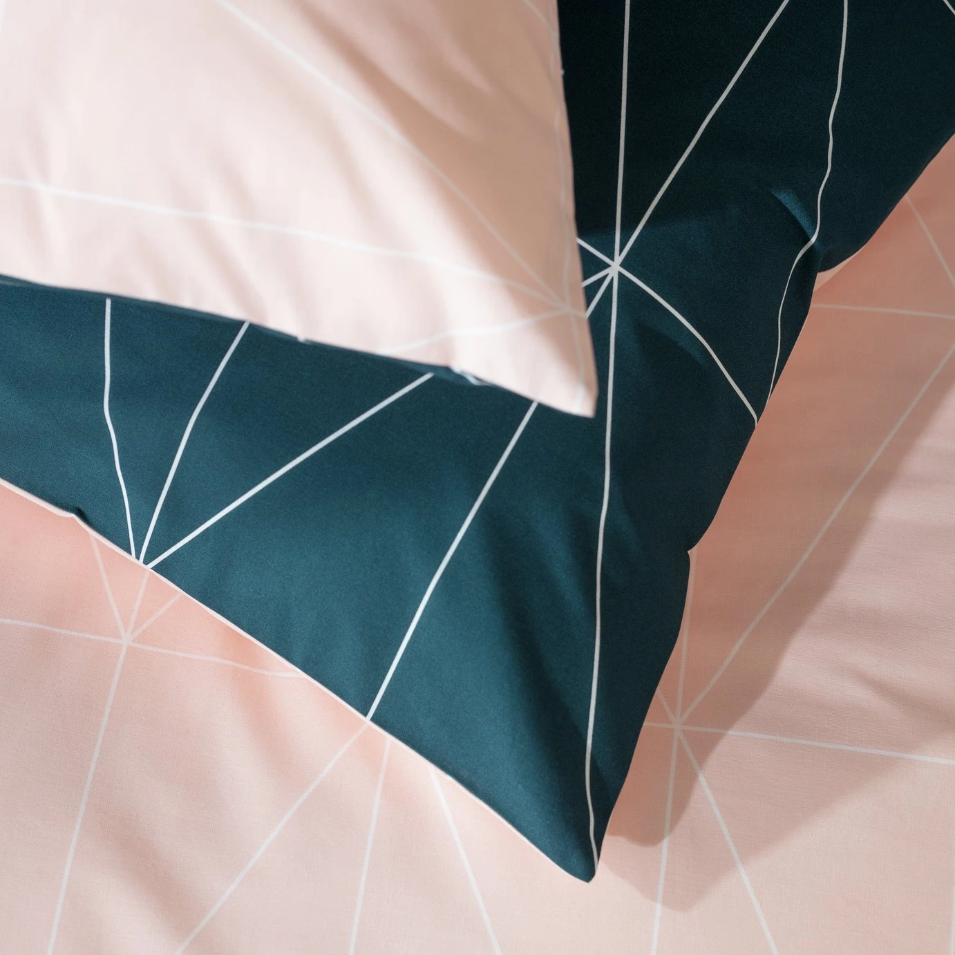 Habitat Geo Teal & Blush Reversible Bedding Set - Single - Image 4