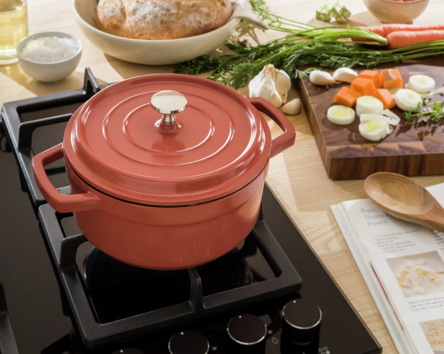 Habitat 2.4 Litre Cast Aluminium Casserole Dish - Red - Image 2