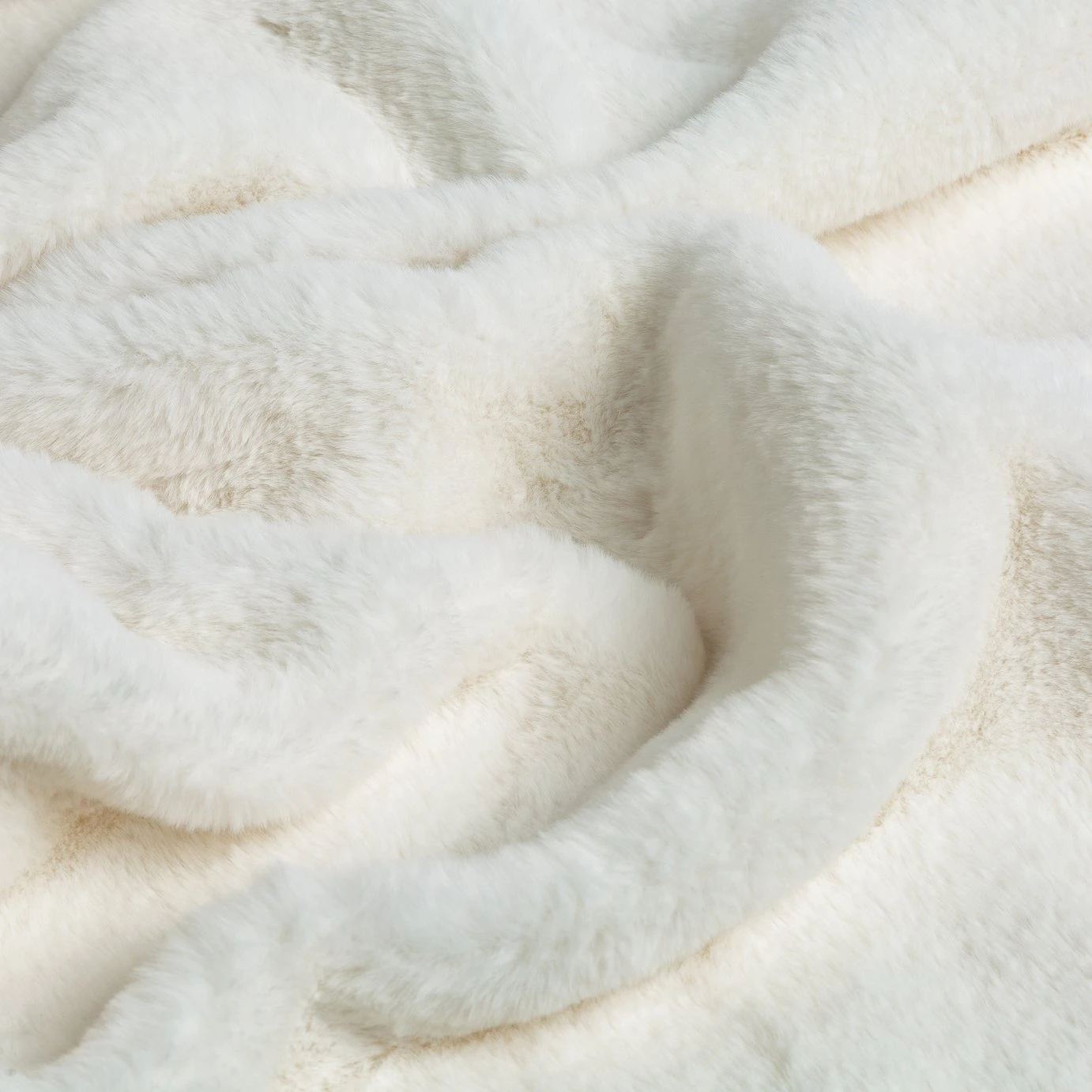 Habitat Faux Fur Plain Throw - Cream - 125x150cm - Image 3