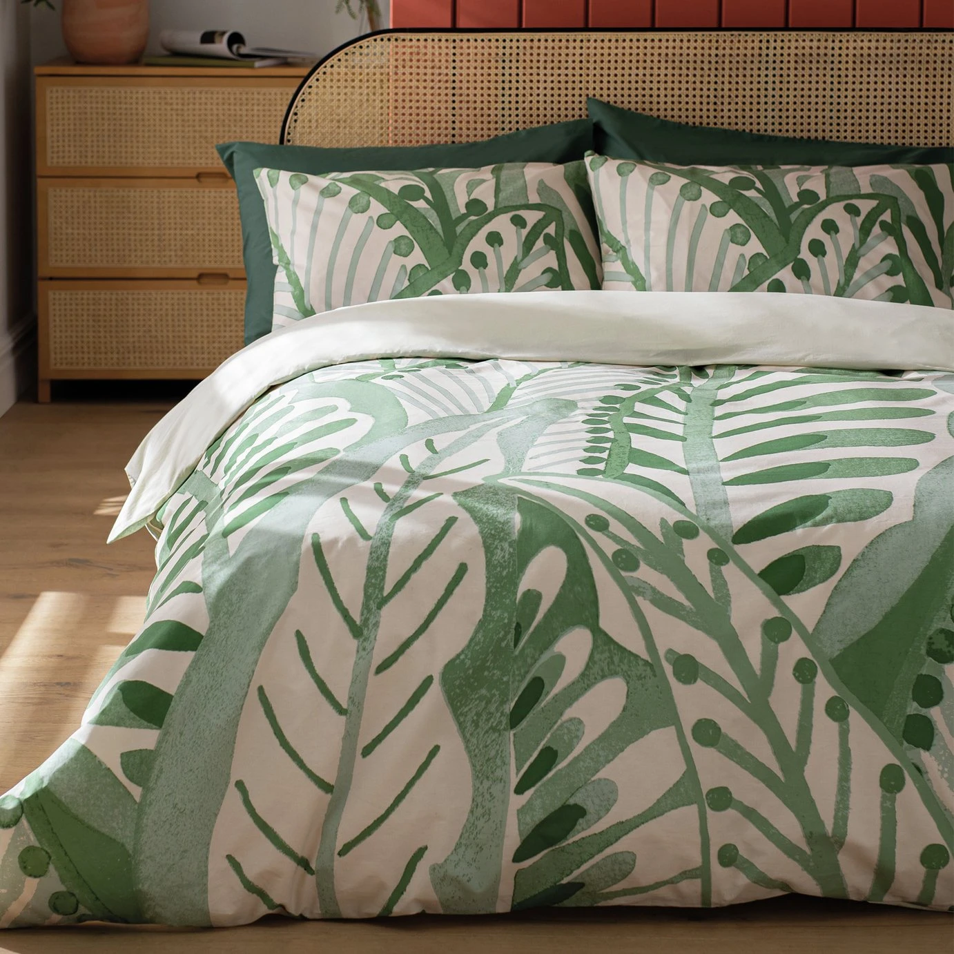 Habitat Cotton 180TC Maxi Leaf Green Bedding Set - Single